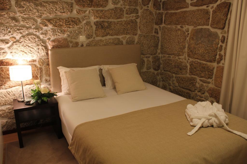 Quinta de Santo Estêvão Hotel Rural Aguiar da Beira Habitación foto